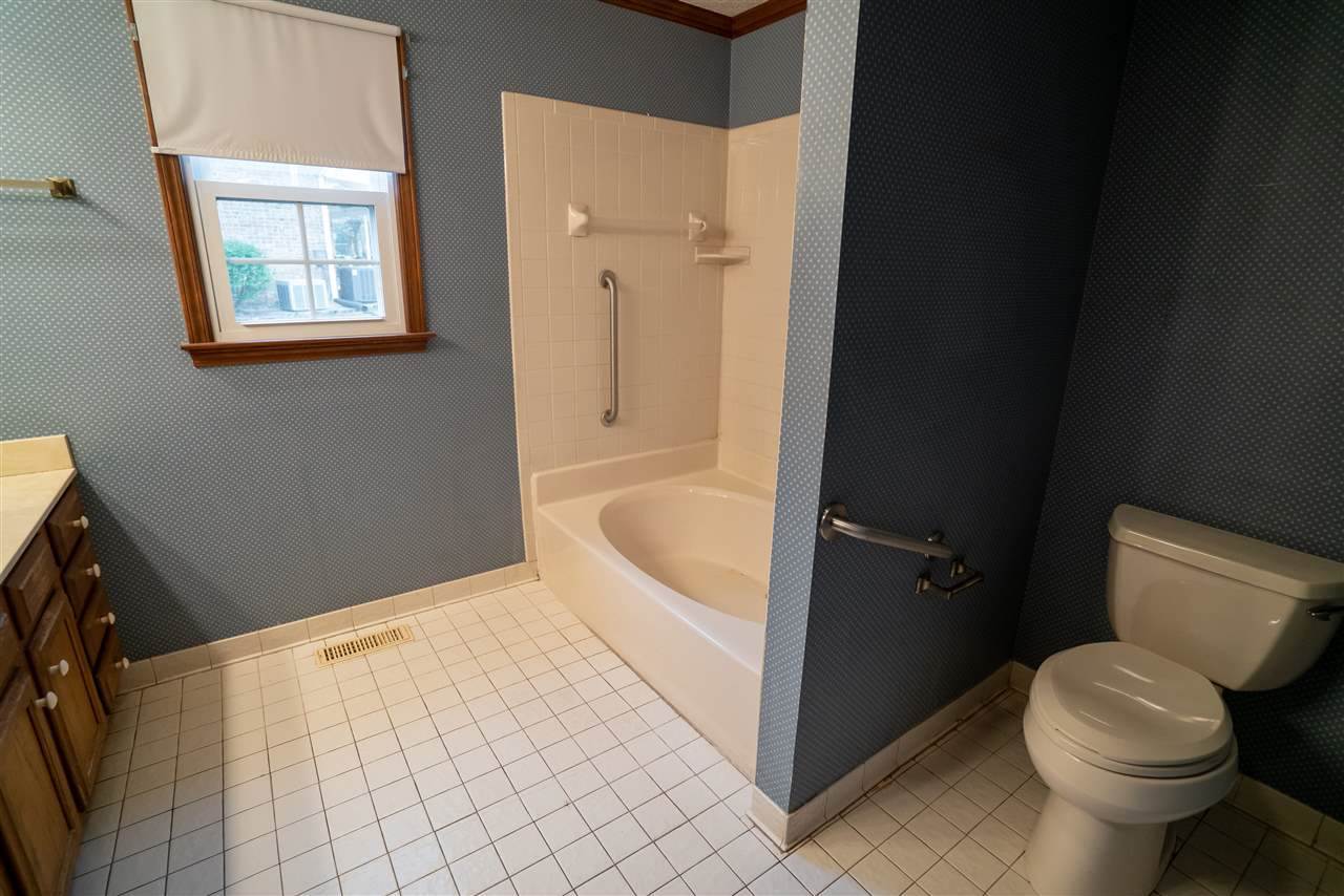 1607 Patrick Way, Bowling Green, KY 42104