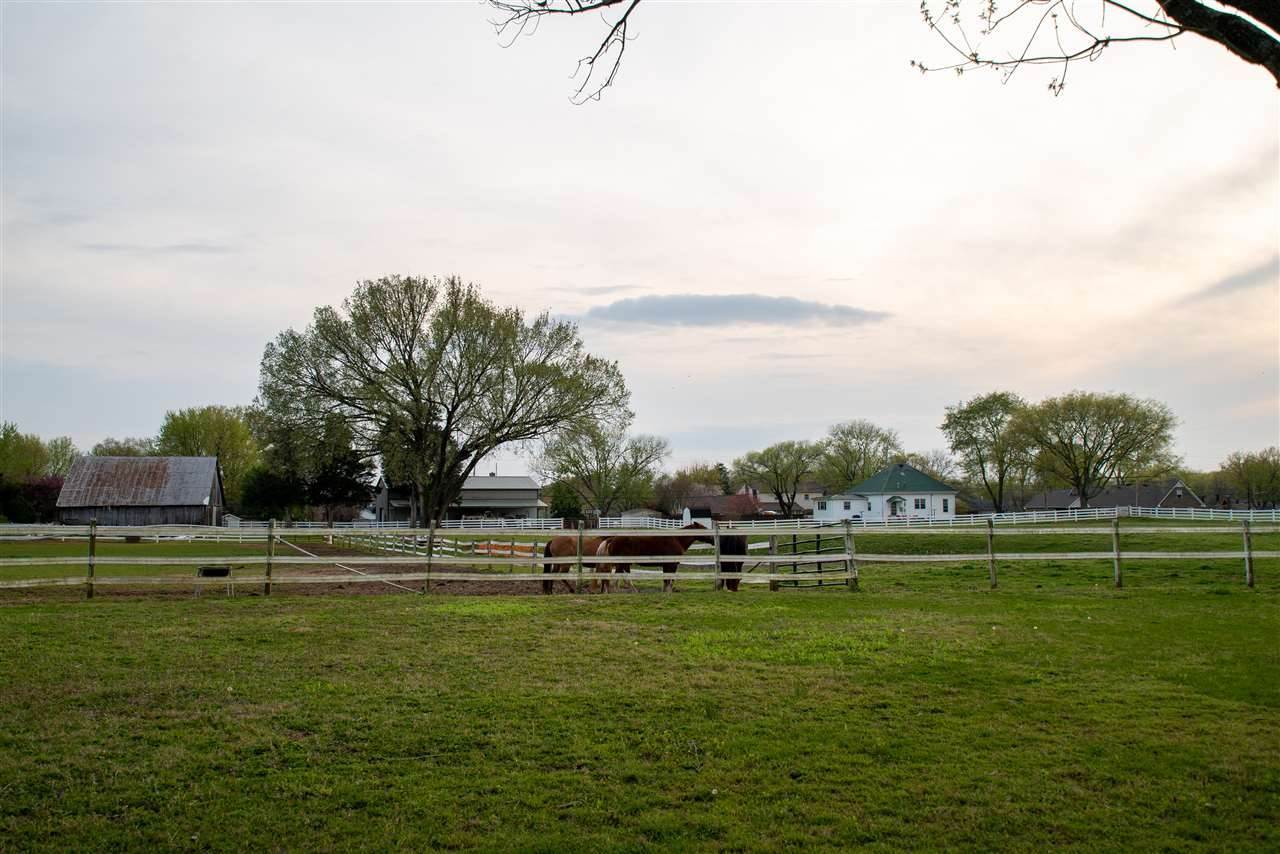 1607 Patrick Way, Bowling Green, KY 42104