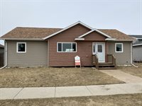 1917 20th Ave W, Williston, ND 58801