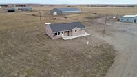 5754 133rd Ave NW, Williston, ND 58801