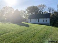 210 Cedar Street, Omaha, NE 68108