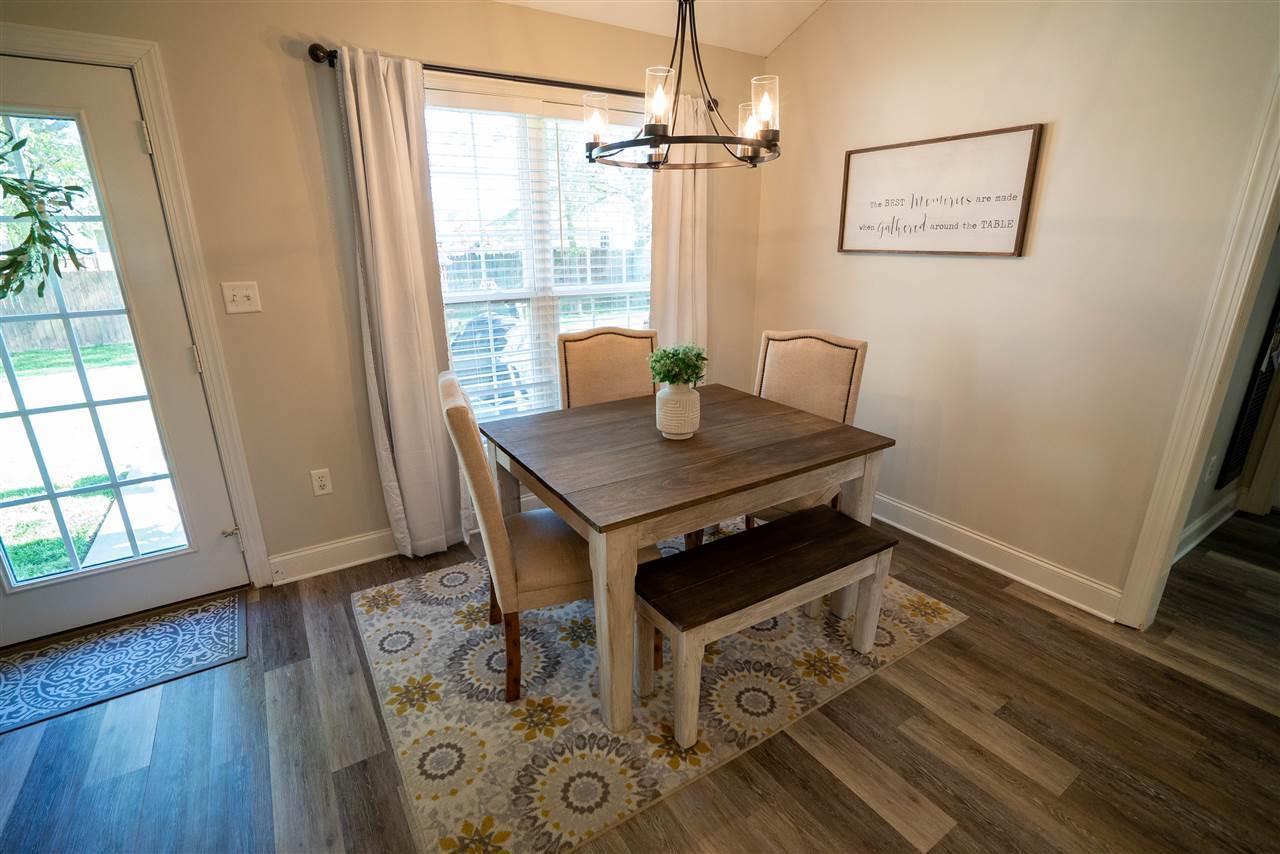 1041 Foxglove St, Bowling Green, KY 42104