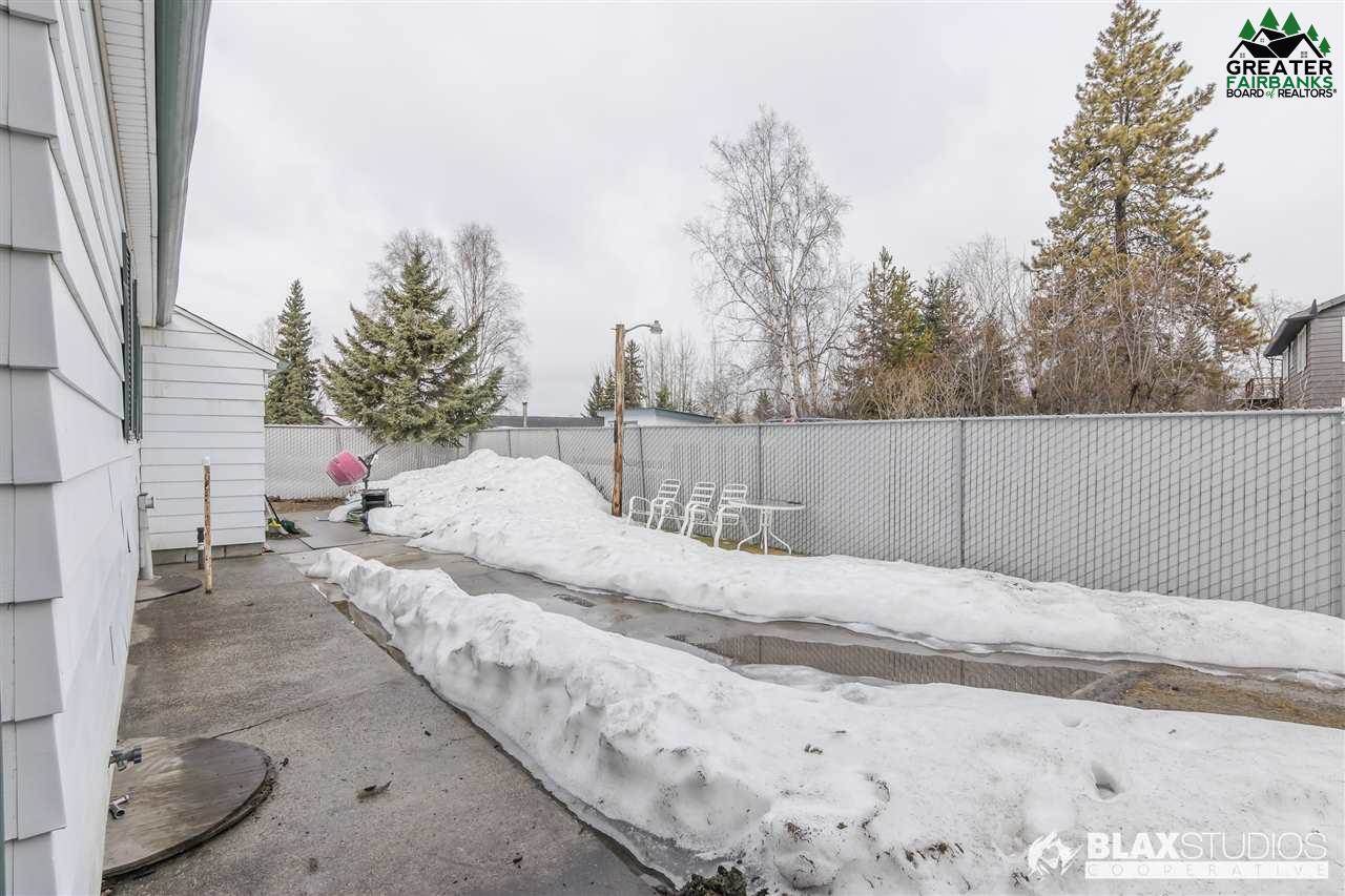 346 Minnie Street, Fairbanks, AK 99701