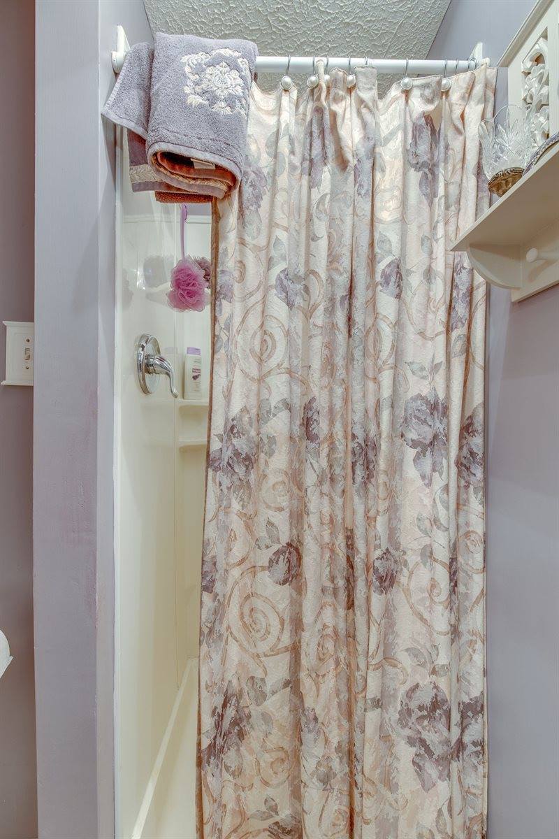 3204 Louise Dr, Nashville, TN 37211