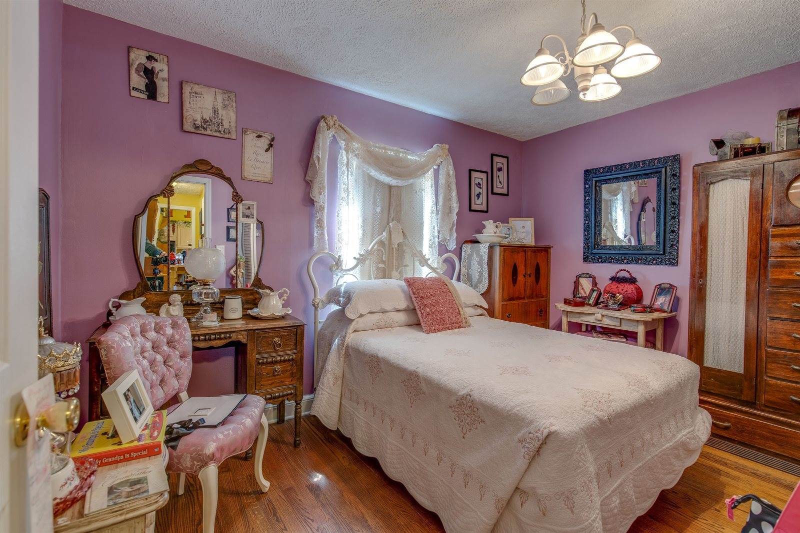 3204 Louise Dr, Nashville, TN 37211