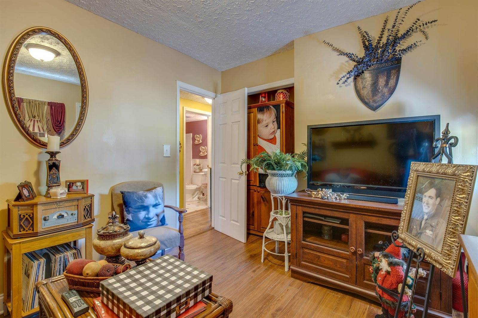 3204 Louise Dr, Nashville, TN 37211