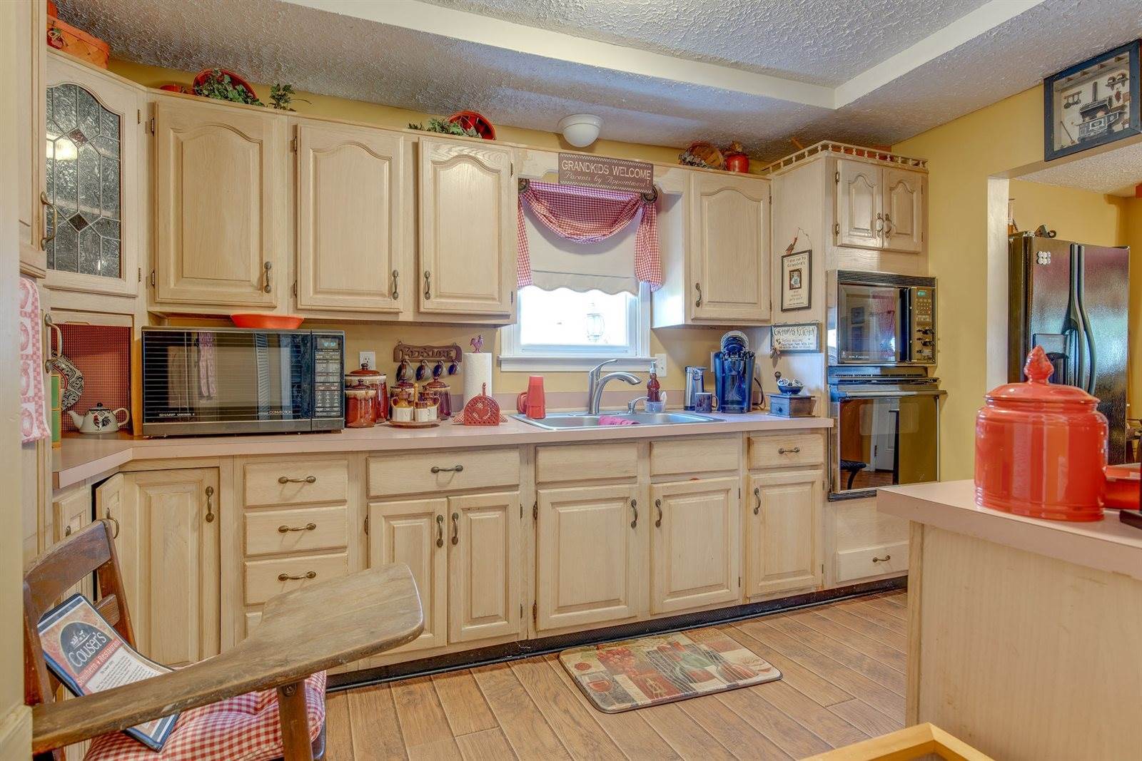 3204 Louise Dr, Nashville, TN 37211