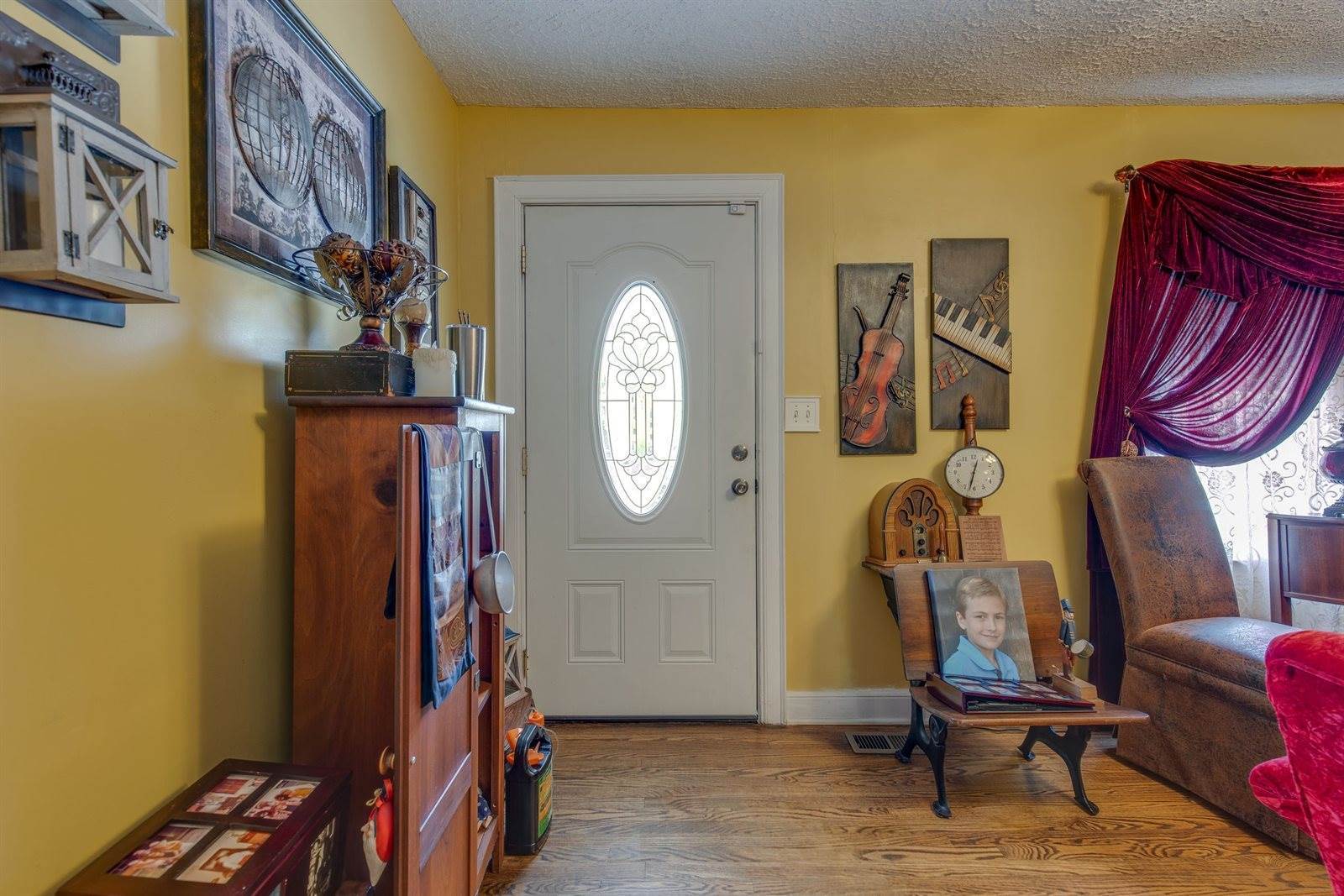 3204 Louise Dr, Nashville, TN 37211