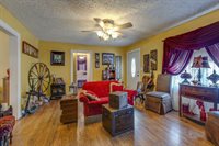 3204 Louise Dr, Nashville, TN 37211