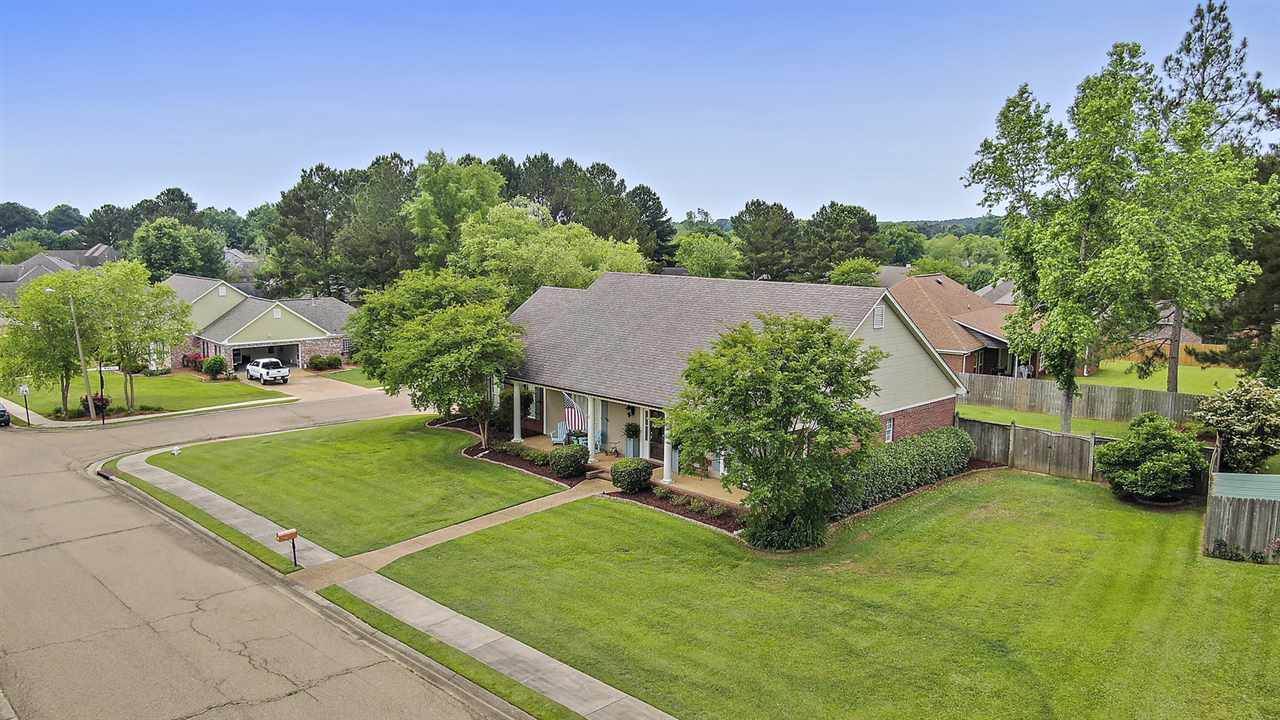 312 Windy Ridge Dr, Brandon, MS 39042