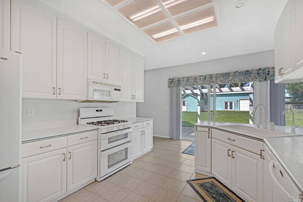 9043 Willow Avenue, Cotati, CA 94931