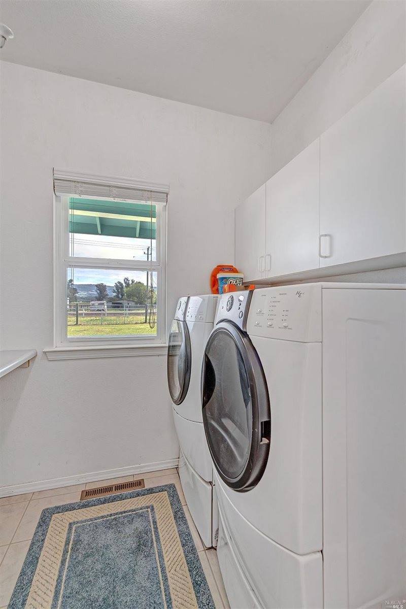 9043 Willow Avenue, Cotati, CA 94931