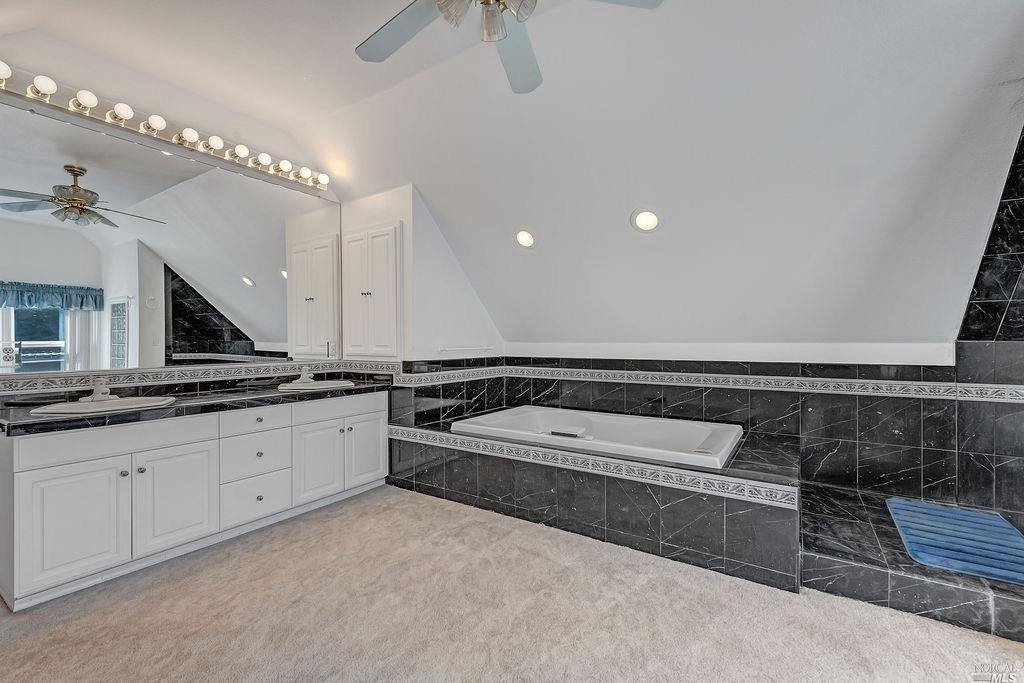 9043 Willow Avenue, Cotati, CA 94931