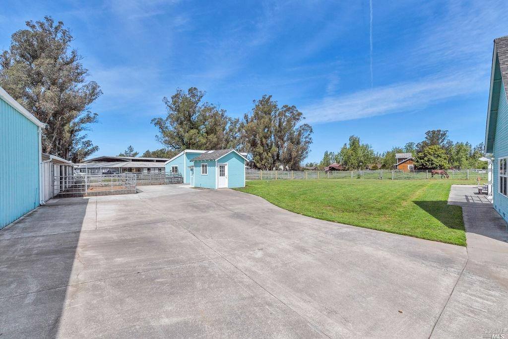 9043 Willow Avenue, Cotati, CA 94931