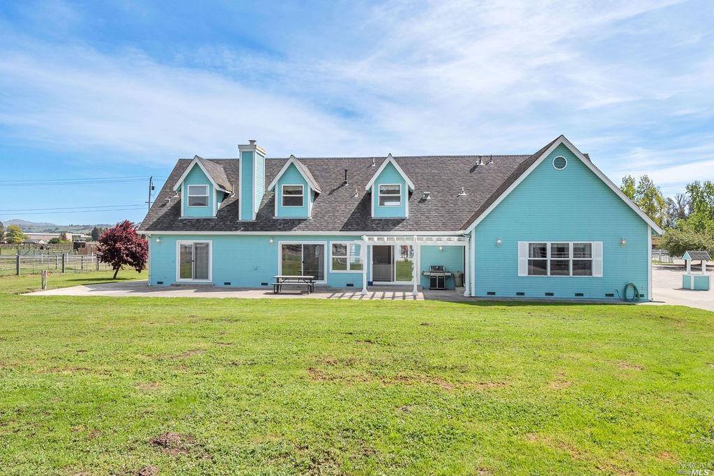 9043 Willow Avenue, Cotati, CA 94931