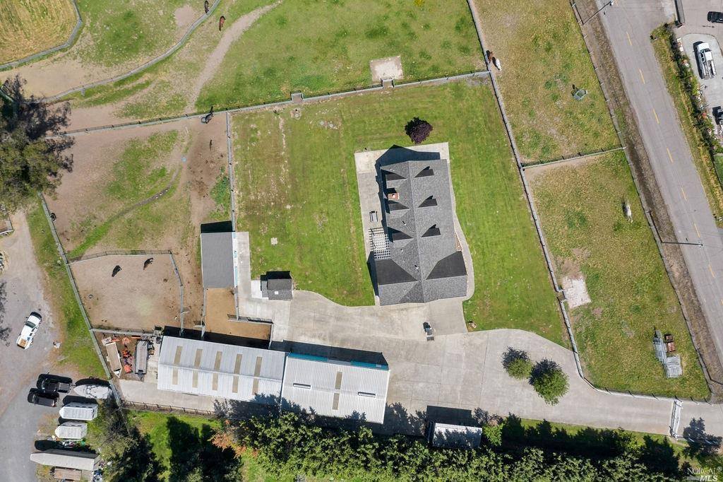 9043 Willow Avenue, Cotati, CA 94931