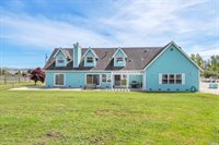 9043 Willow Avenue, Cotati, CA 94931