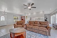 9043 Willow Avenue, Cotati, CA 94931