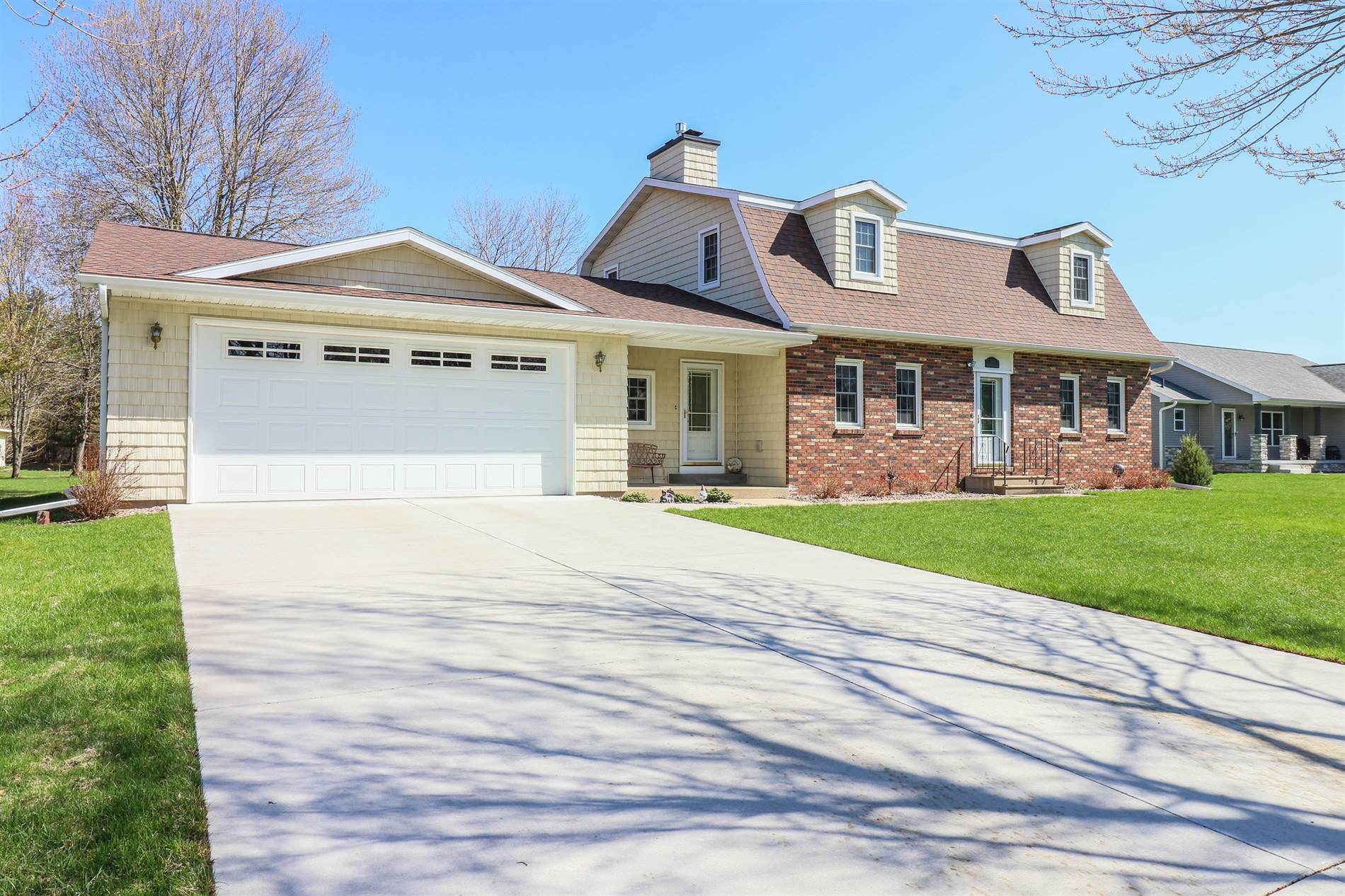 1110 Ver Bunker Avenue, Port Edwards, WI 54469