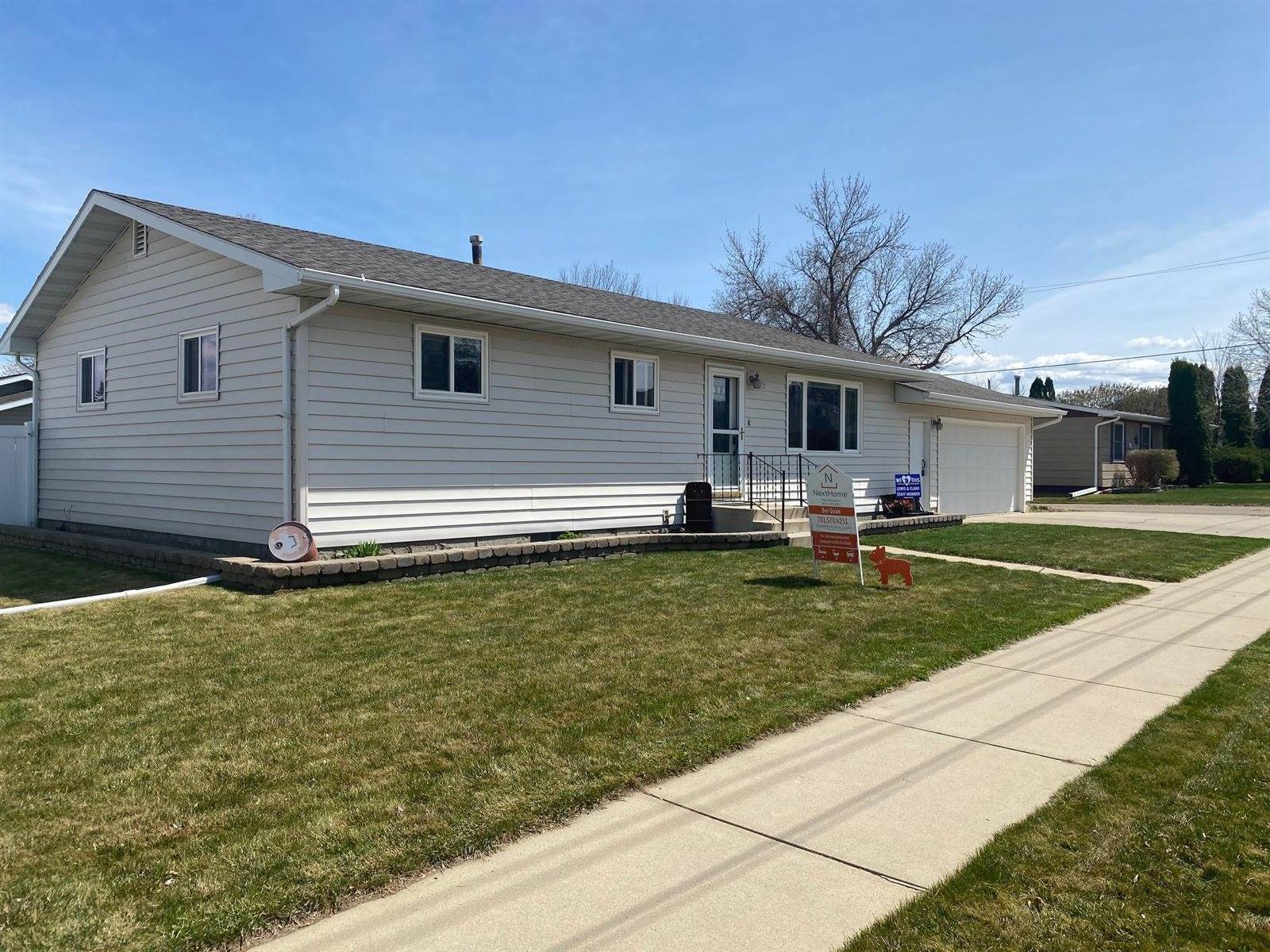 1612 6th Ave West, Williston, ND 58801