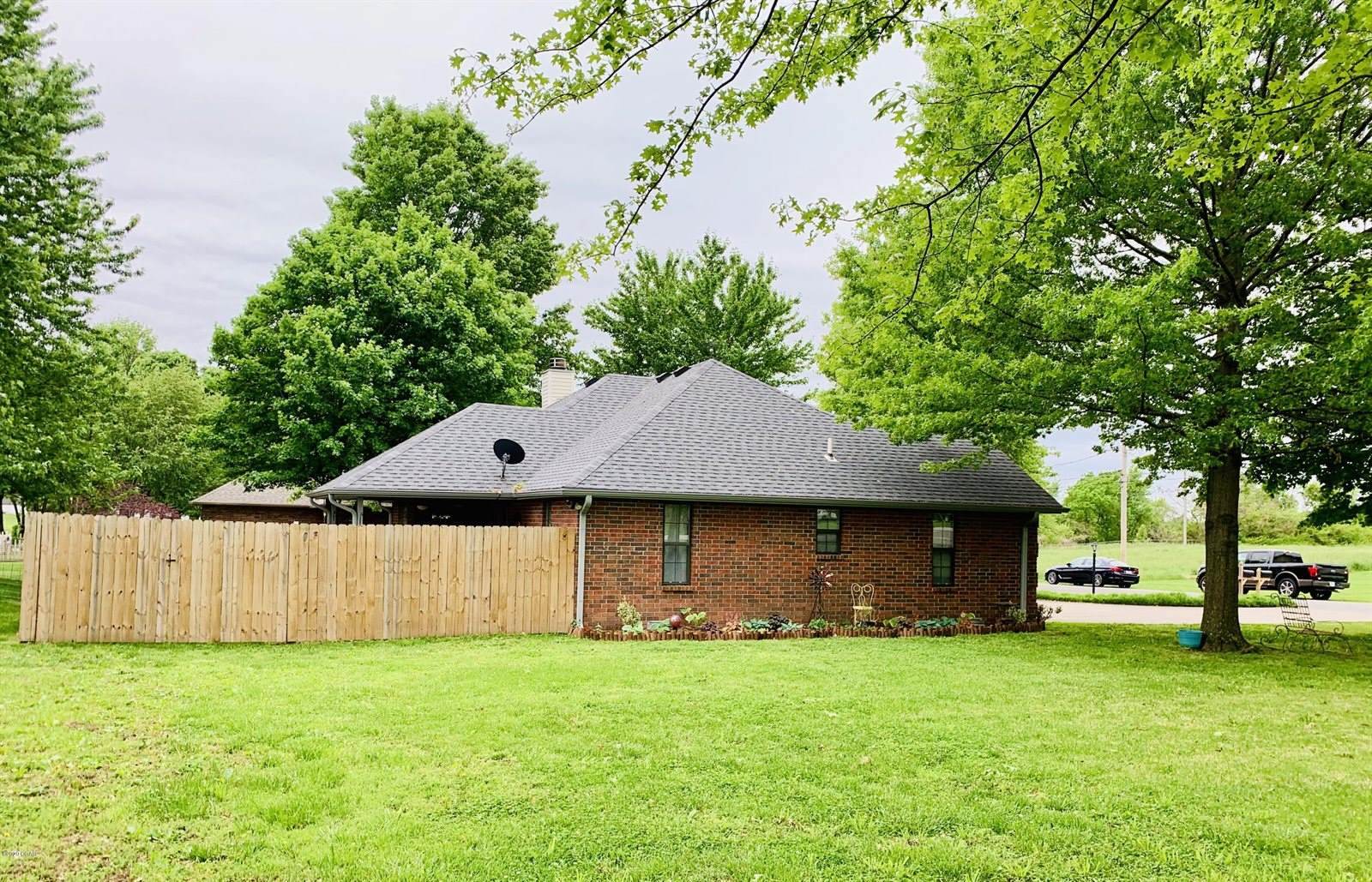 741 North Van Hoorebeke Road, Joplin, MO 64801