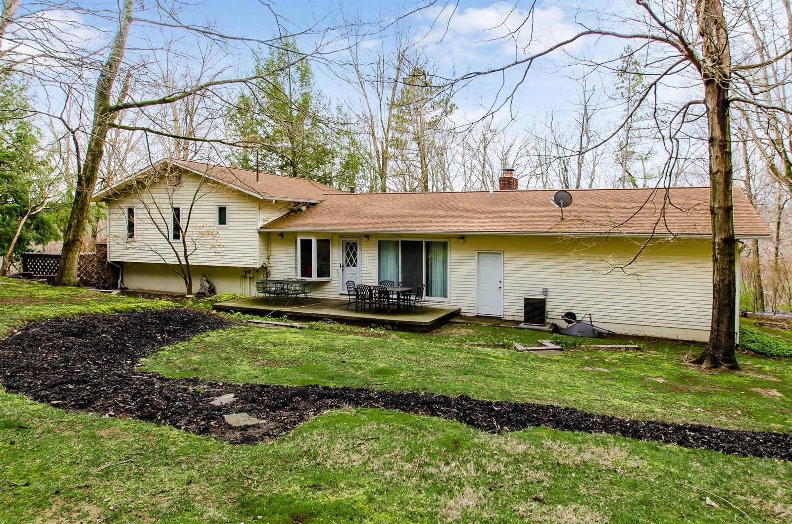 328 Pinetree Drive, Granville, OH 43023