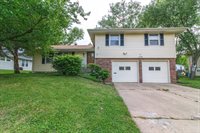 1229 SW Belle TER, Topeka, KS 66604