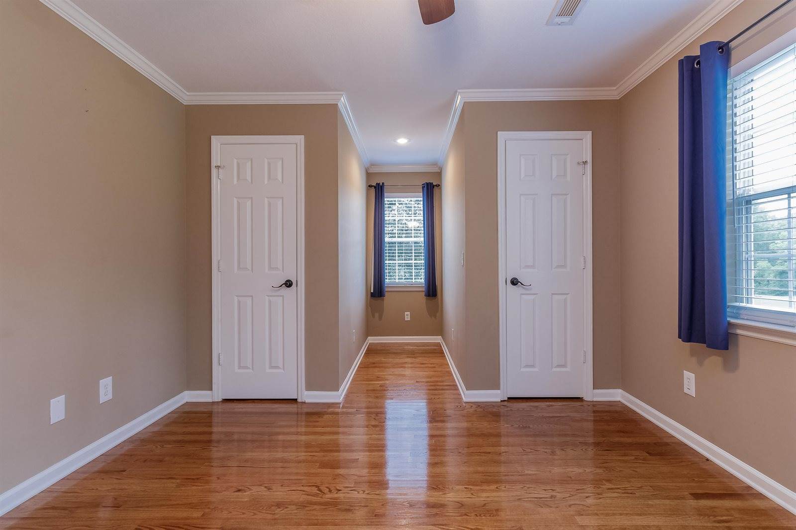 147 Meadowview Dr, Rossville, GA 30741