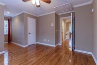 147 Meadowview Dr, Rossville, GA 30741