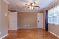 147 Meadowview Dr, Rossville, GA 30741