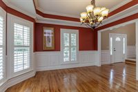 147 Meadowview Dr, Rossville, GA 30741