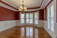 147 Meadowview Dr, Rossville, GA 30741