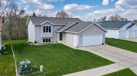 1012 16th Street SE, Mandan, ND 58554