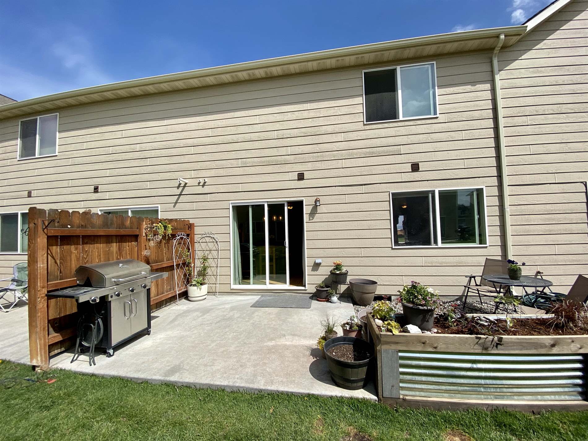 944 N River Rock Dr, Belgrade, MT 59714