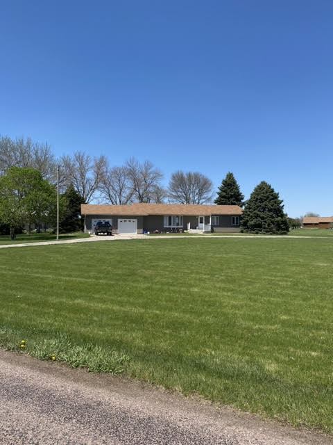 48394 W. Authier Rd., Jefferson, SD 57038