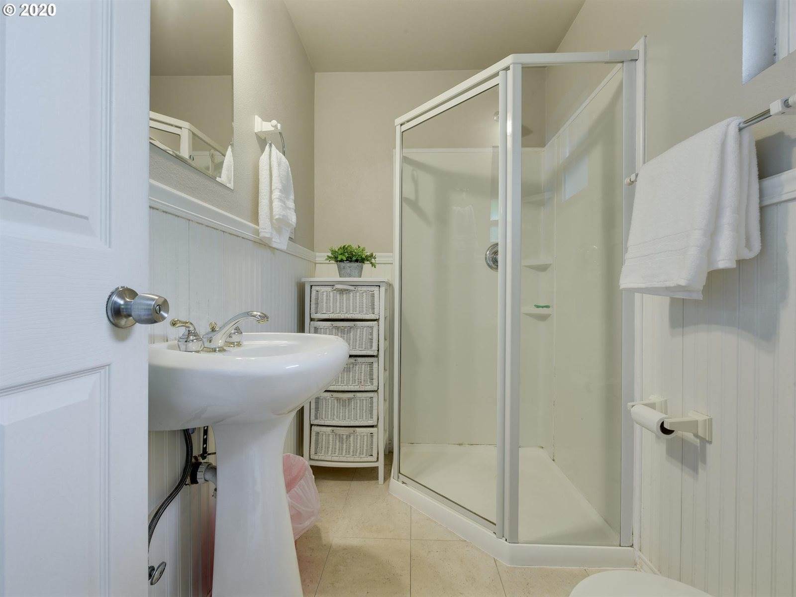 8980 SW 80TH Ave, Portland, OR 97223