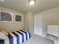 8980 SW 80TH Ave, Portland, OR 97223