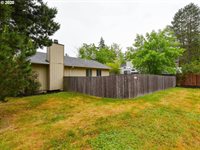 8980 SW 80TH Ave, Portland, OR 97223
