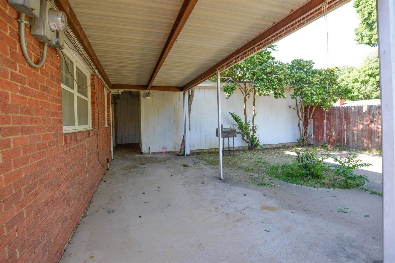 5304 Gary Avenue, Lubbock, TX 79413