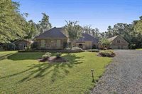 135 Pine Hill Dr, Brandon, MS 39047