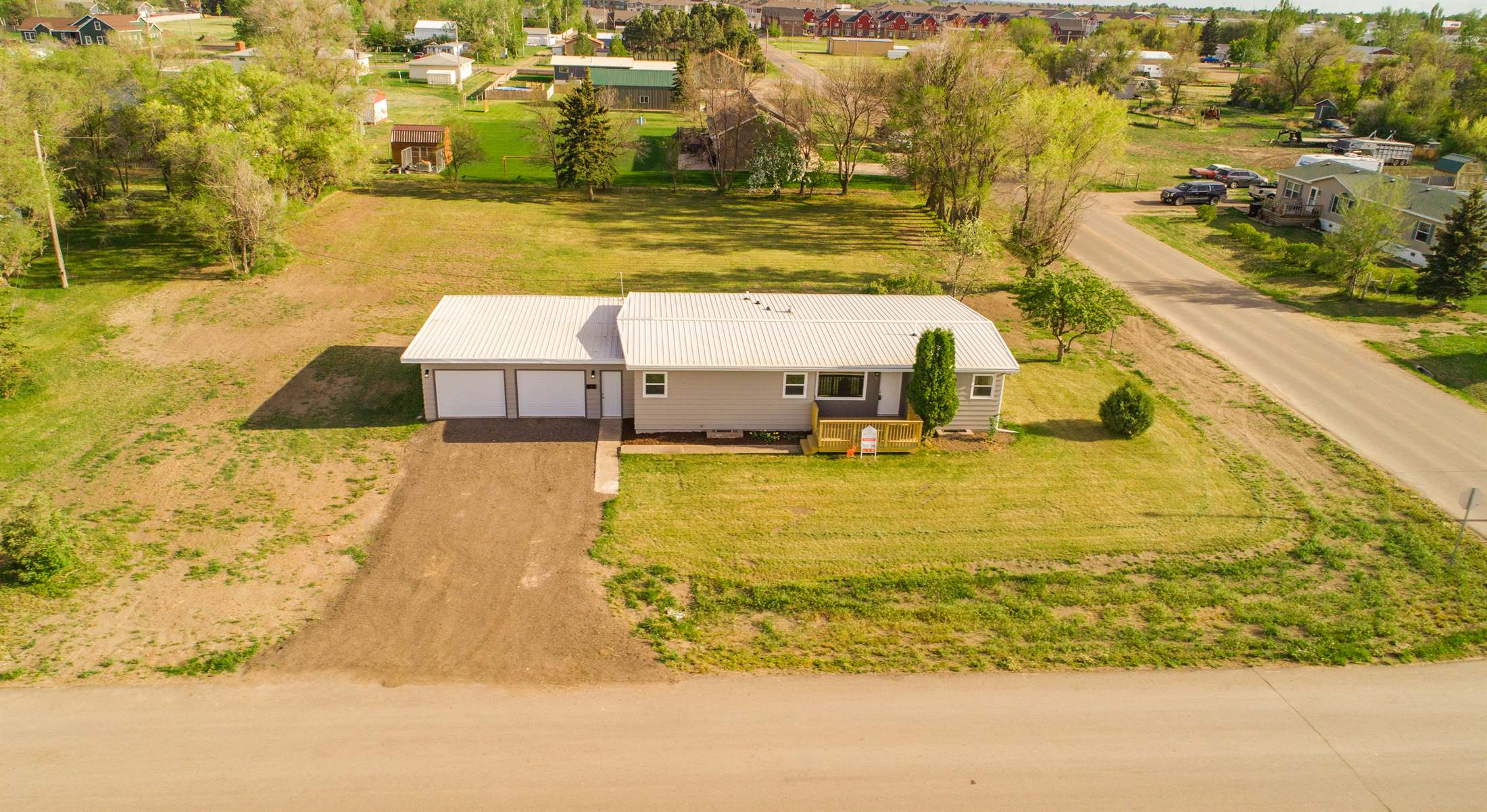 312 38th St East, Williston, ND 58801