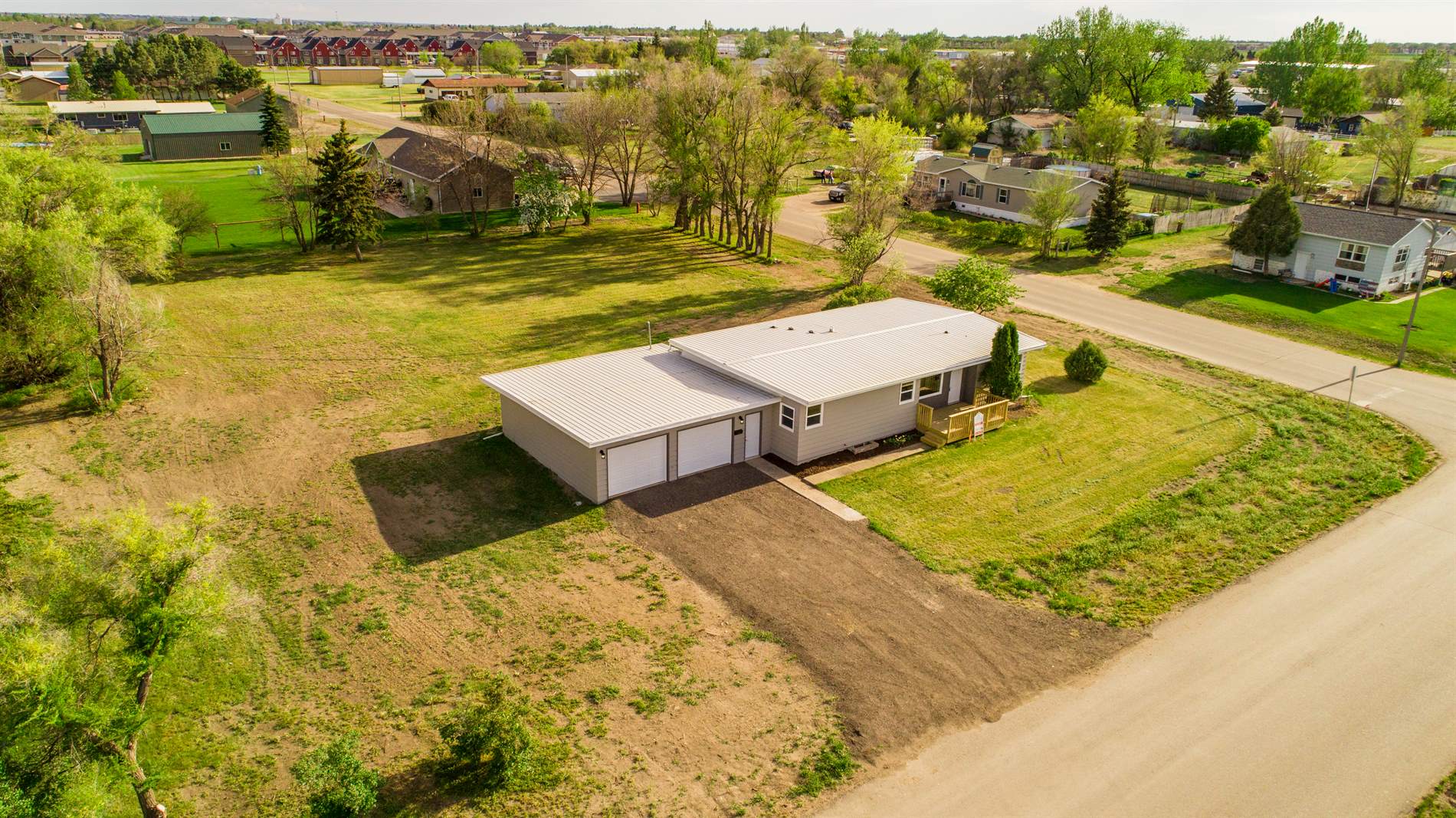 312 38th St East, Williston, ND 58801