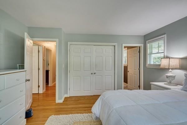 6 Kent Rd, Norwood, MA 02062