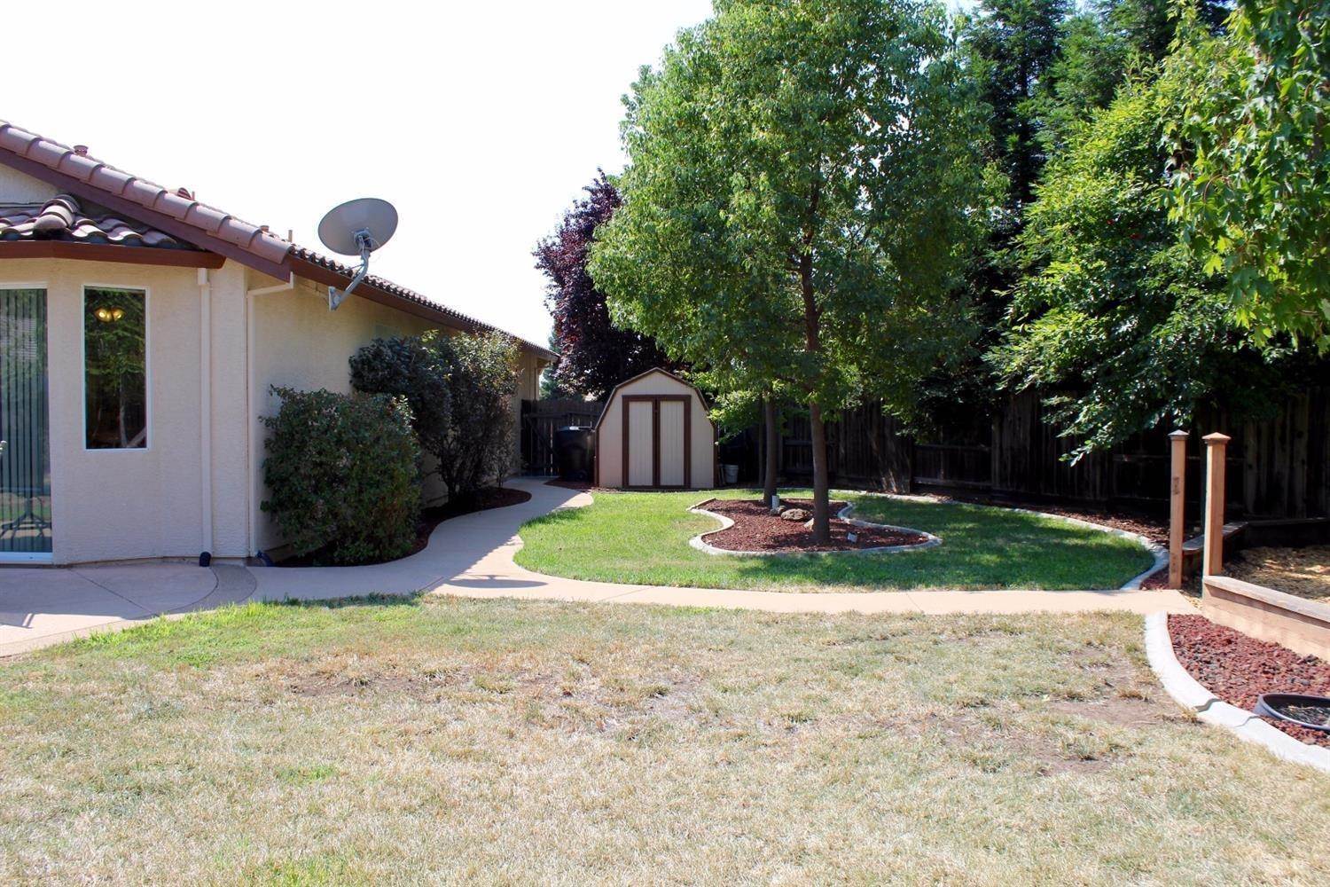 332 Perth Court, Roseville, CA 95747