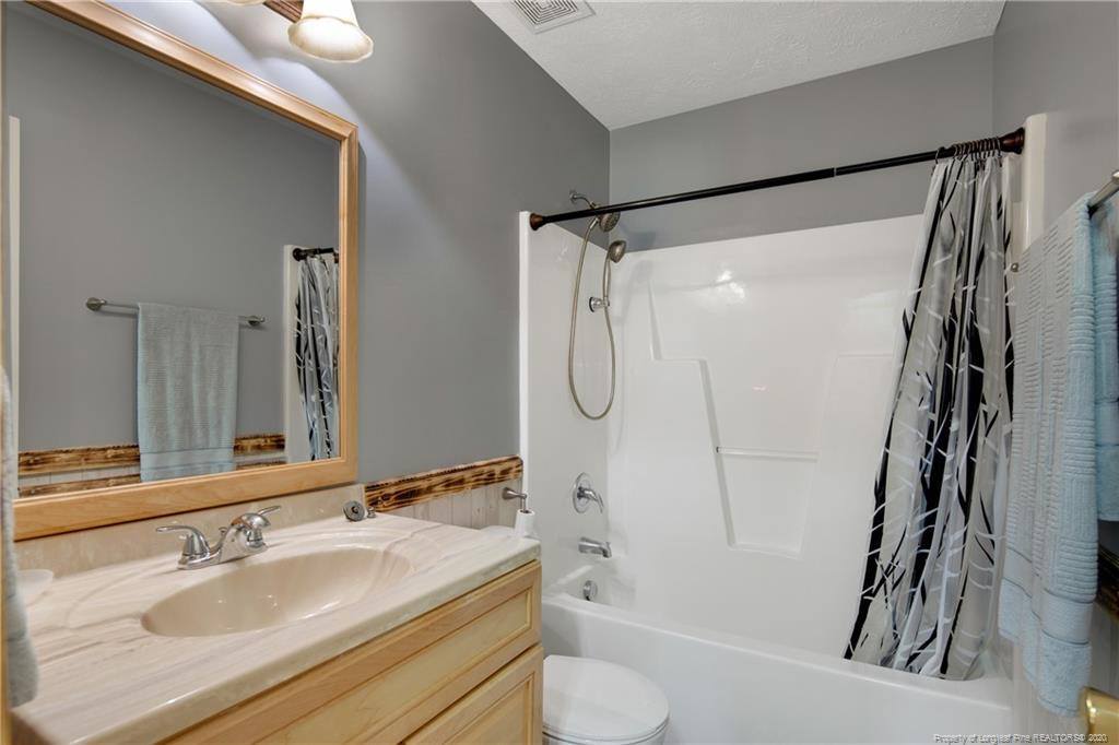 119 Garfield Drive, Raeford, NC 28376