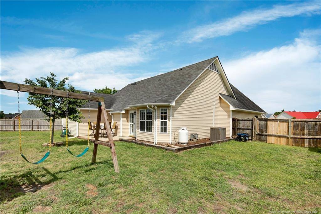 119 Garfield Drive, Raeford, NC 28376