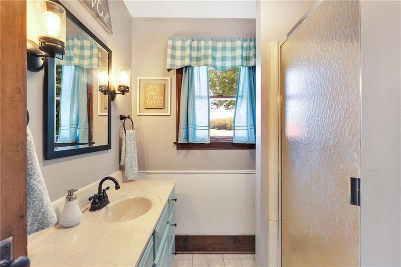 168 Burtner Rd, Butler, PA 16002