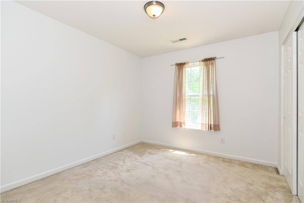 2115 Gramercy Park Drive, Greensboro, NC 27406