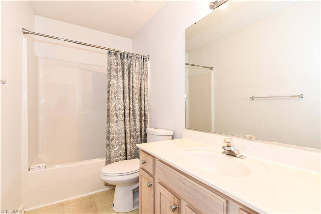 2115 Gramercy Park Drive, Greensboro, NC 27406