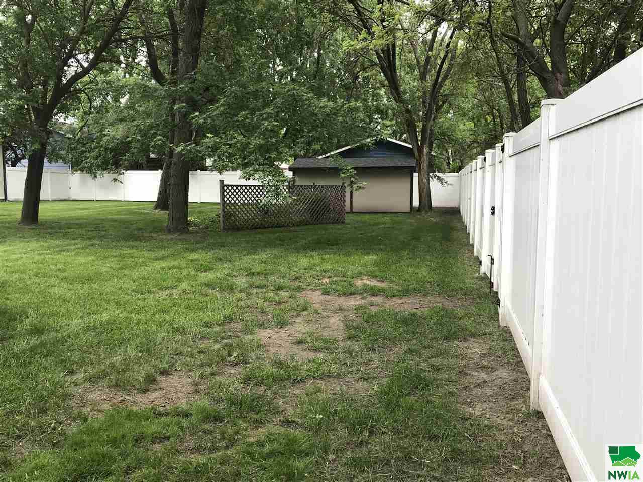 410 E Jefferson, Elk Point, SD 57025